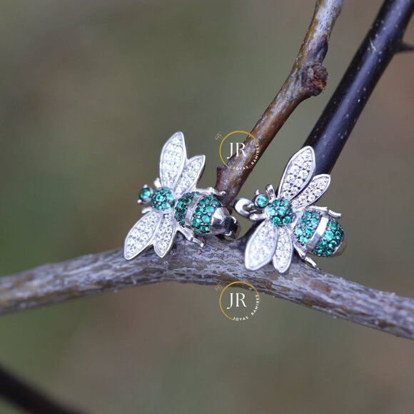 Premium Quality – .925 Sterling Silver Bee Earrings • Emerald Green & Clear CZ. - Picture 1 of 10